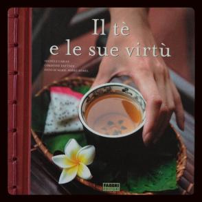 "Il tè e le sue virtù" di Michèle Carles e Christine Dattern